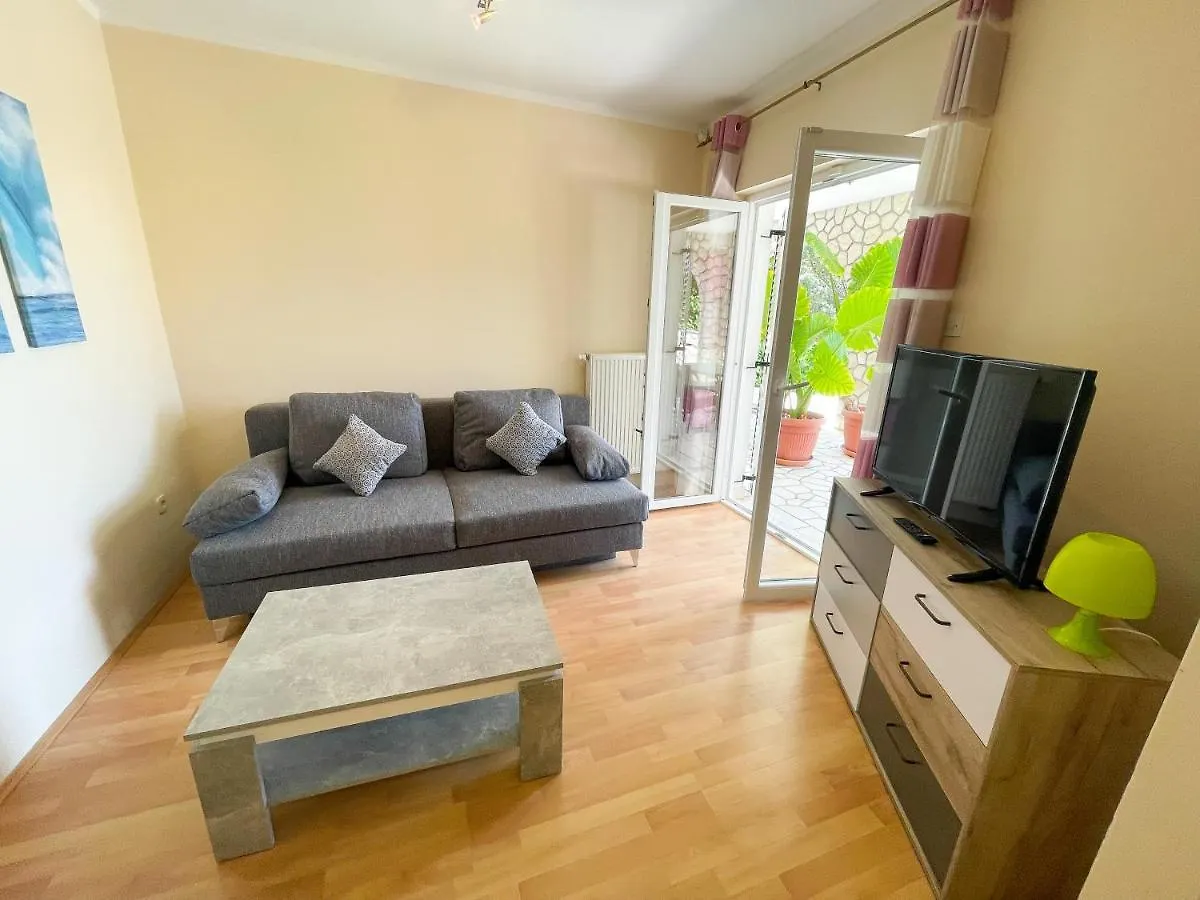 Apartments Sams Novi Vinodolski 0*,  Croatia