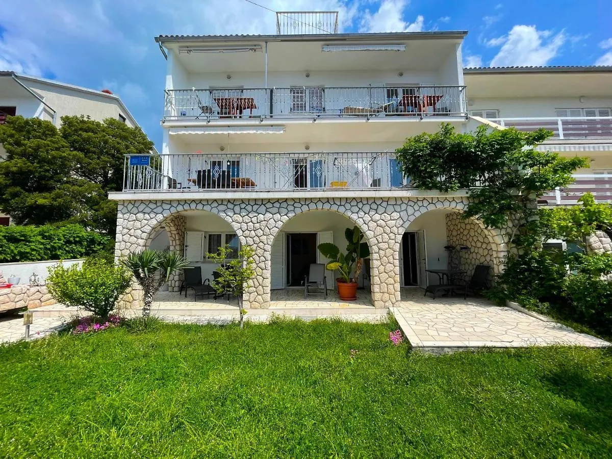 Apartments Sams Novi Vinodolski Croatia